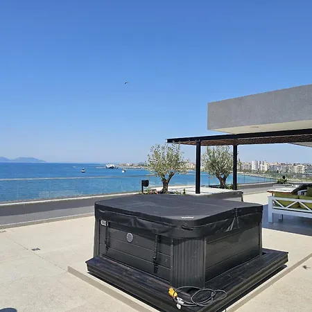 בית נופש La Terrazza Azzurra